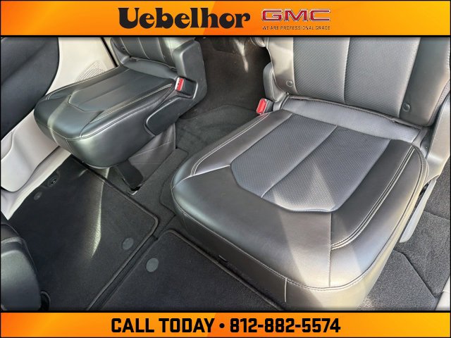 Used 2024 Chrysler Pacifica Touring-L image 21