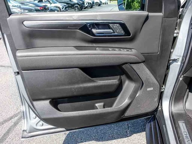 New 2026 Chevrolet Tahoe RST w/ Comfort Package AWD/4WD image 13