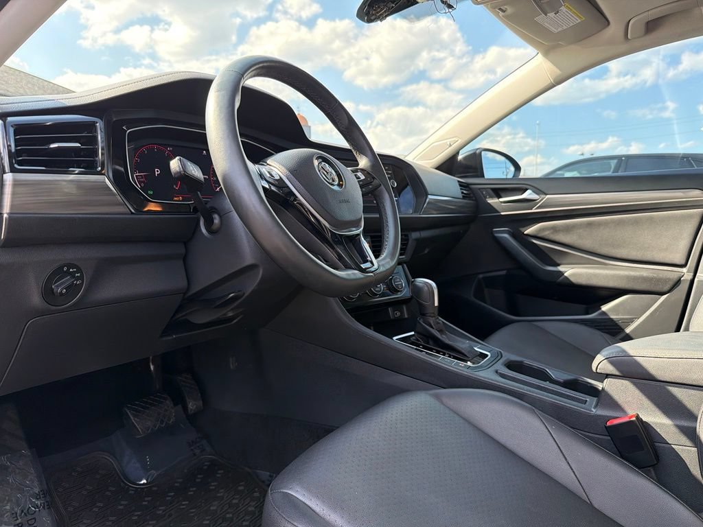 Used 2020 Volkswagen Jetta SEL FWD image 33