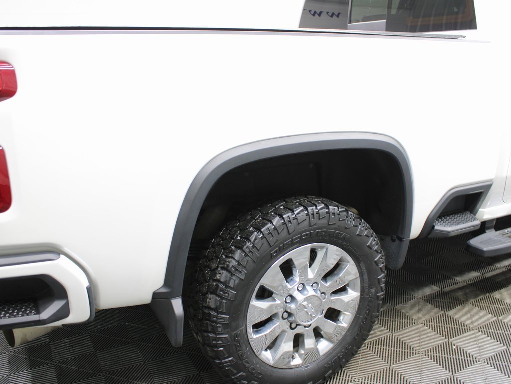 Used 2023 Chevrolet Silverado 2500 High Country w/ Z71 Off-Road Package image 39