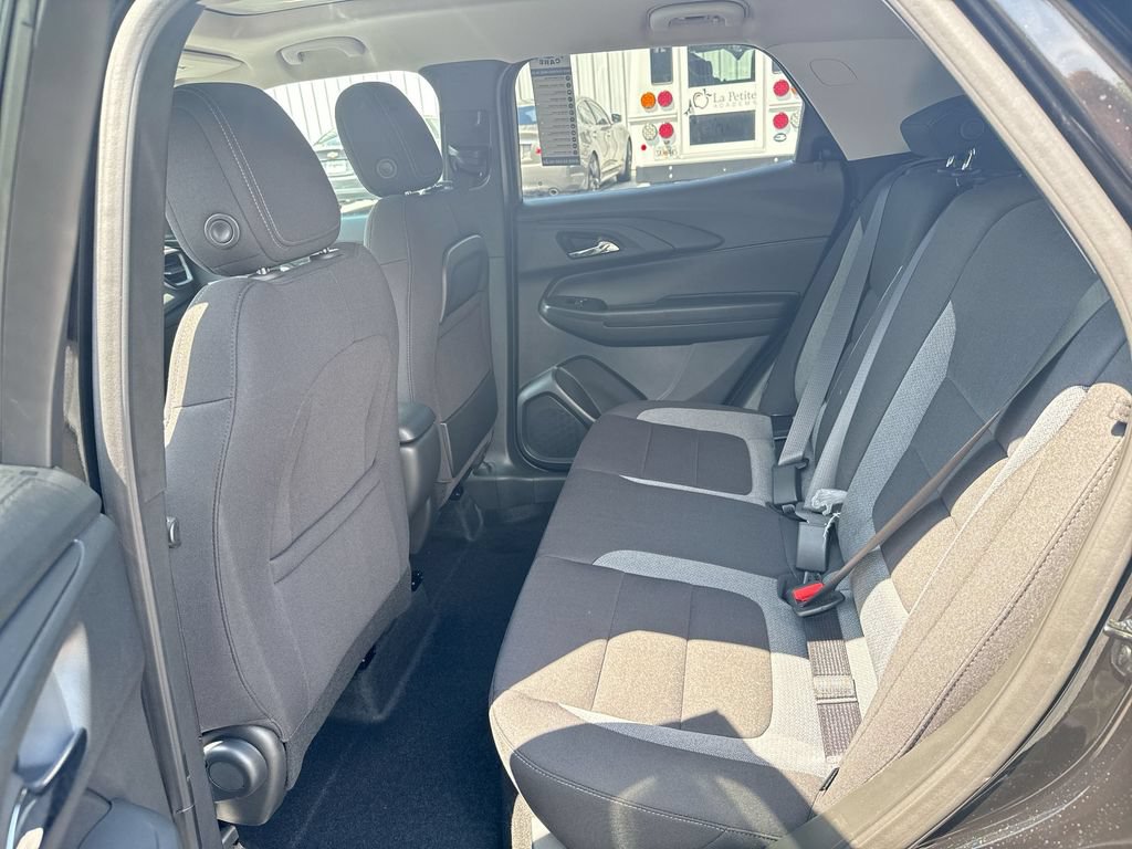 New 2026 Chevrolet TrailBlazer LT w/ LT Cold Weather Package FWD image 29