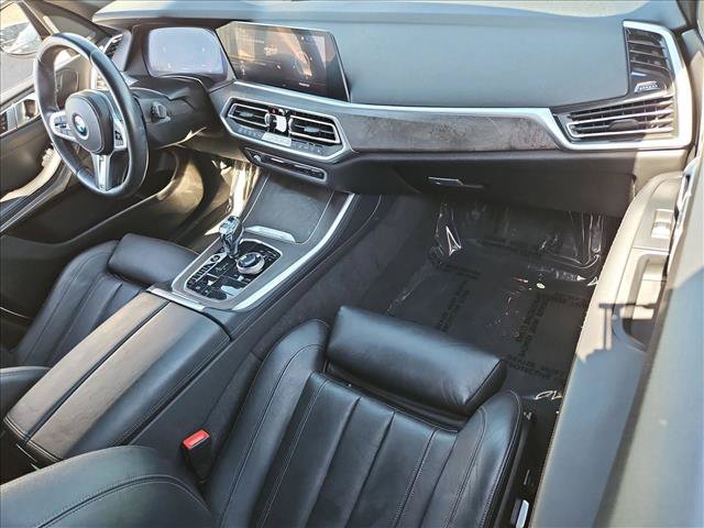 Used 2019 BMW X5 xDrive40i w/ M Sport Package AWD/4WD image 23