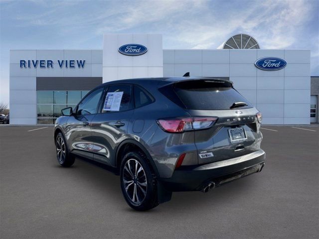 Used 2022 Ford Escape SE w/ SE Sport Appearance Package AWD/4WD image 4