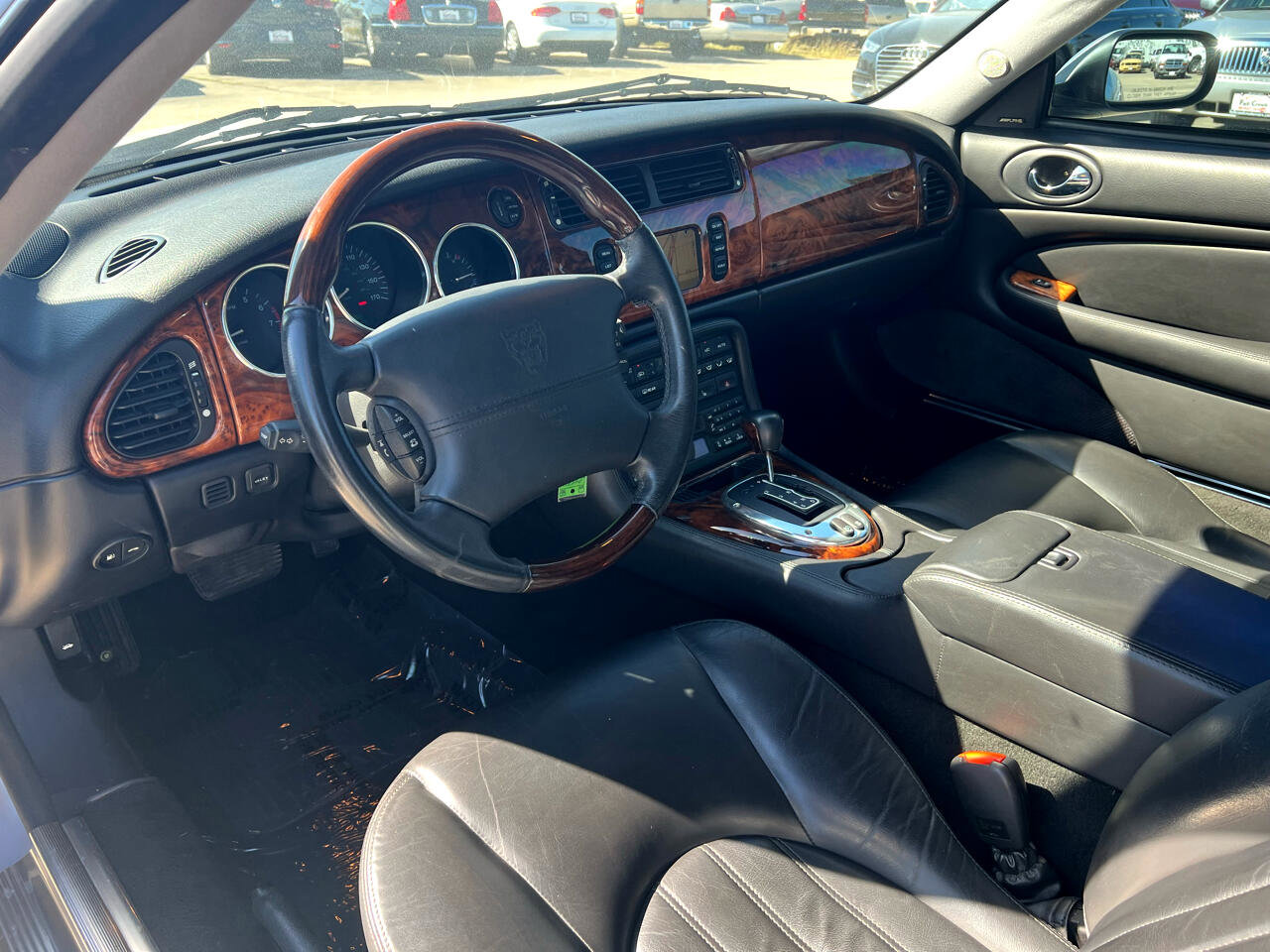 Used 2006 Jaguar XK8 Coupe image 15