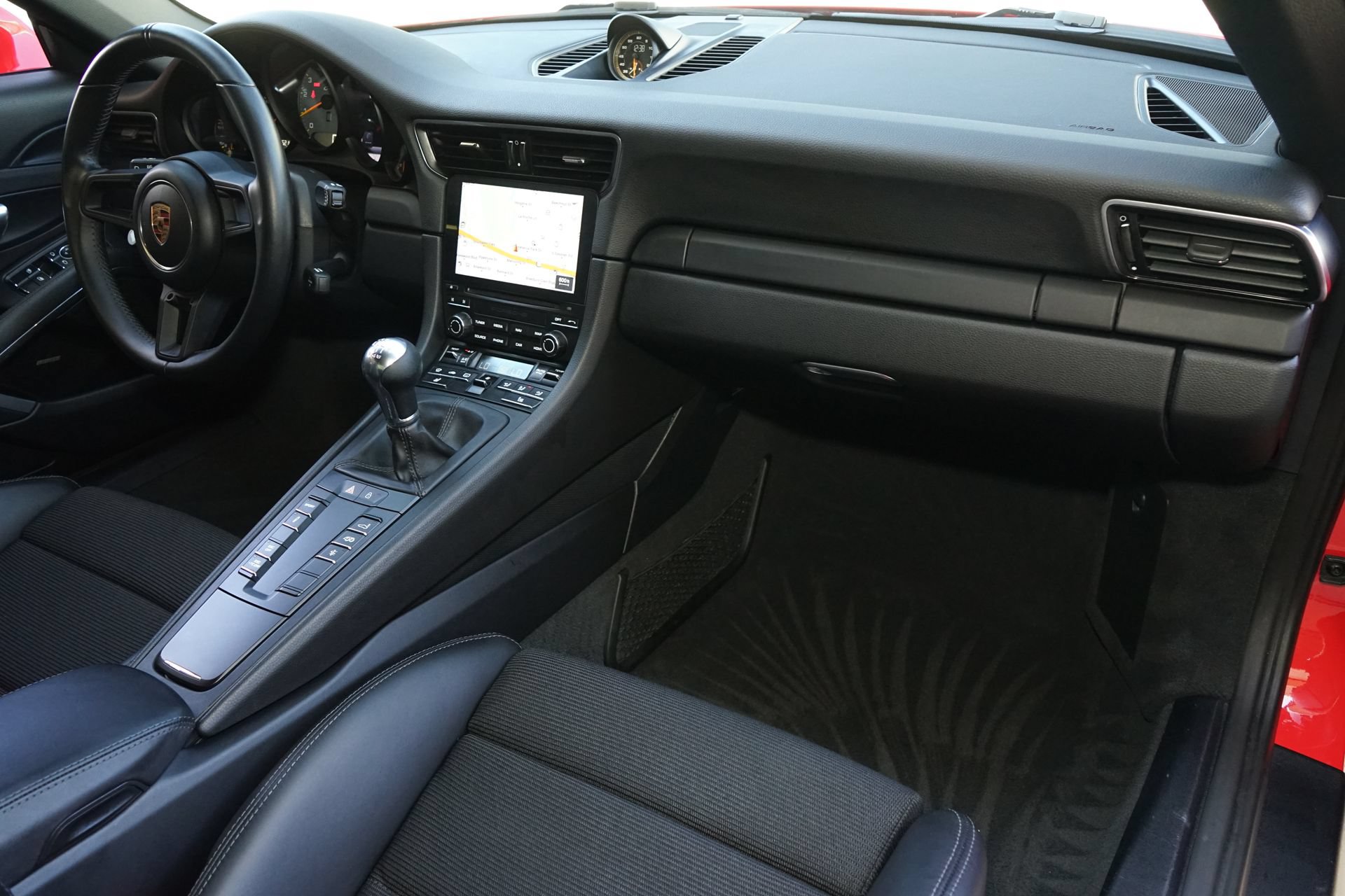 Used 2019 Porsche 911 GT3 RWD image 12