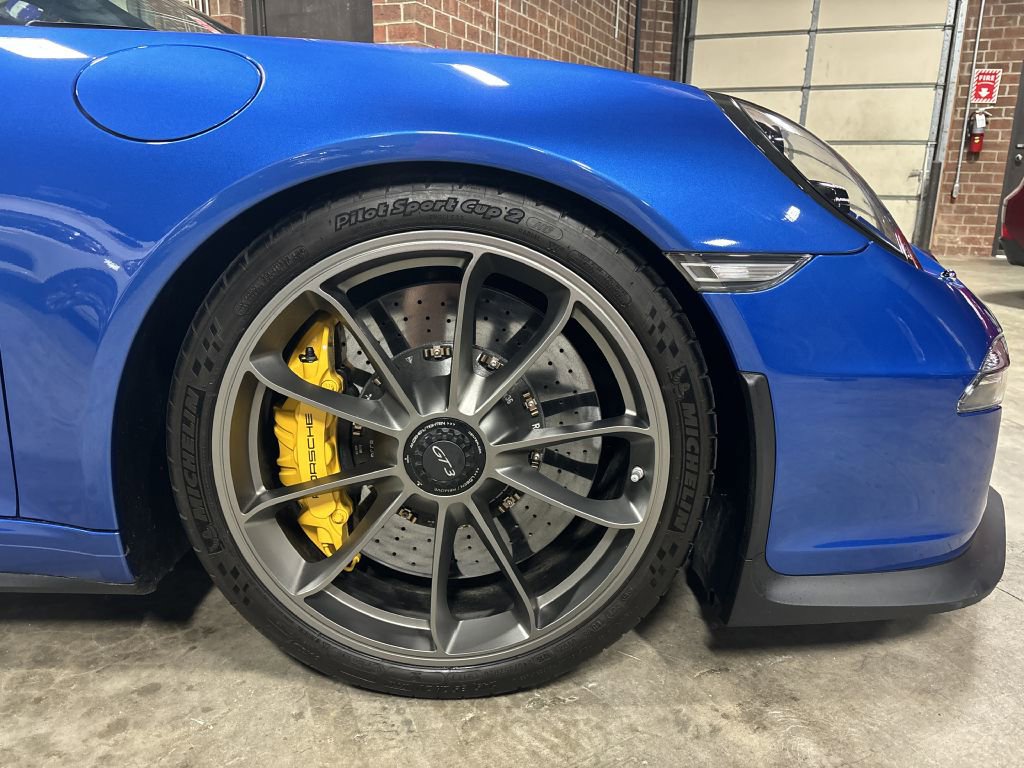 Used 2016 Porsche 911 GT3 RWD image 26