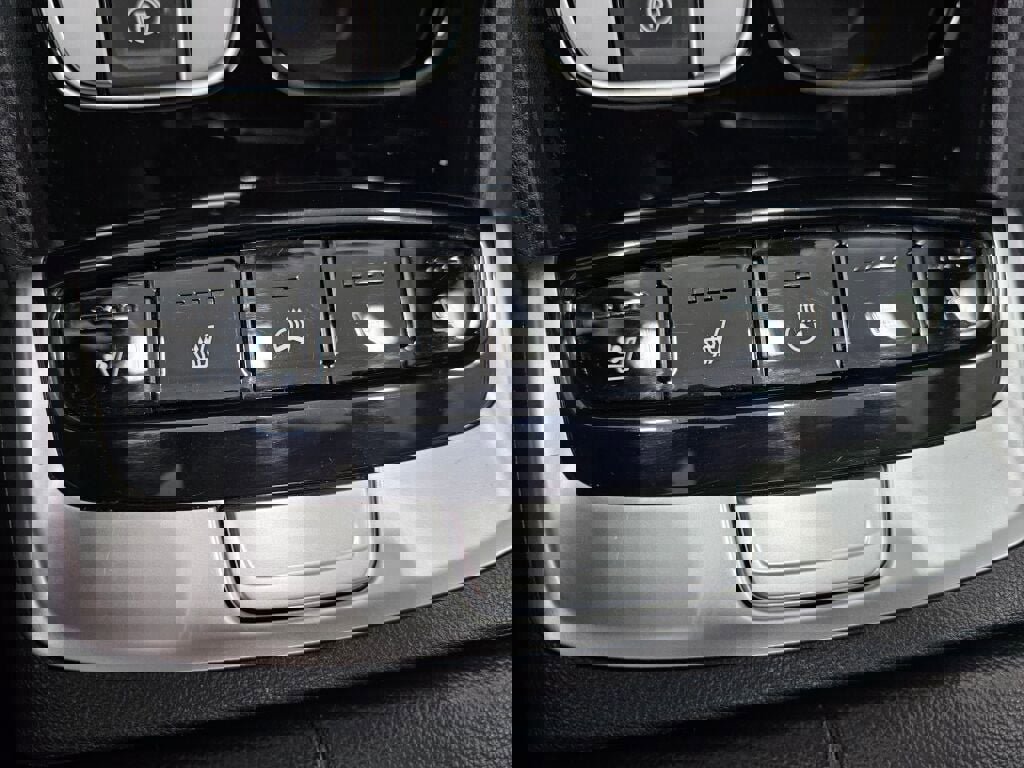 Used 2022 Hyundai Santa Cruz Limited image 28