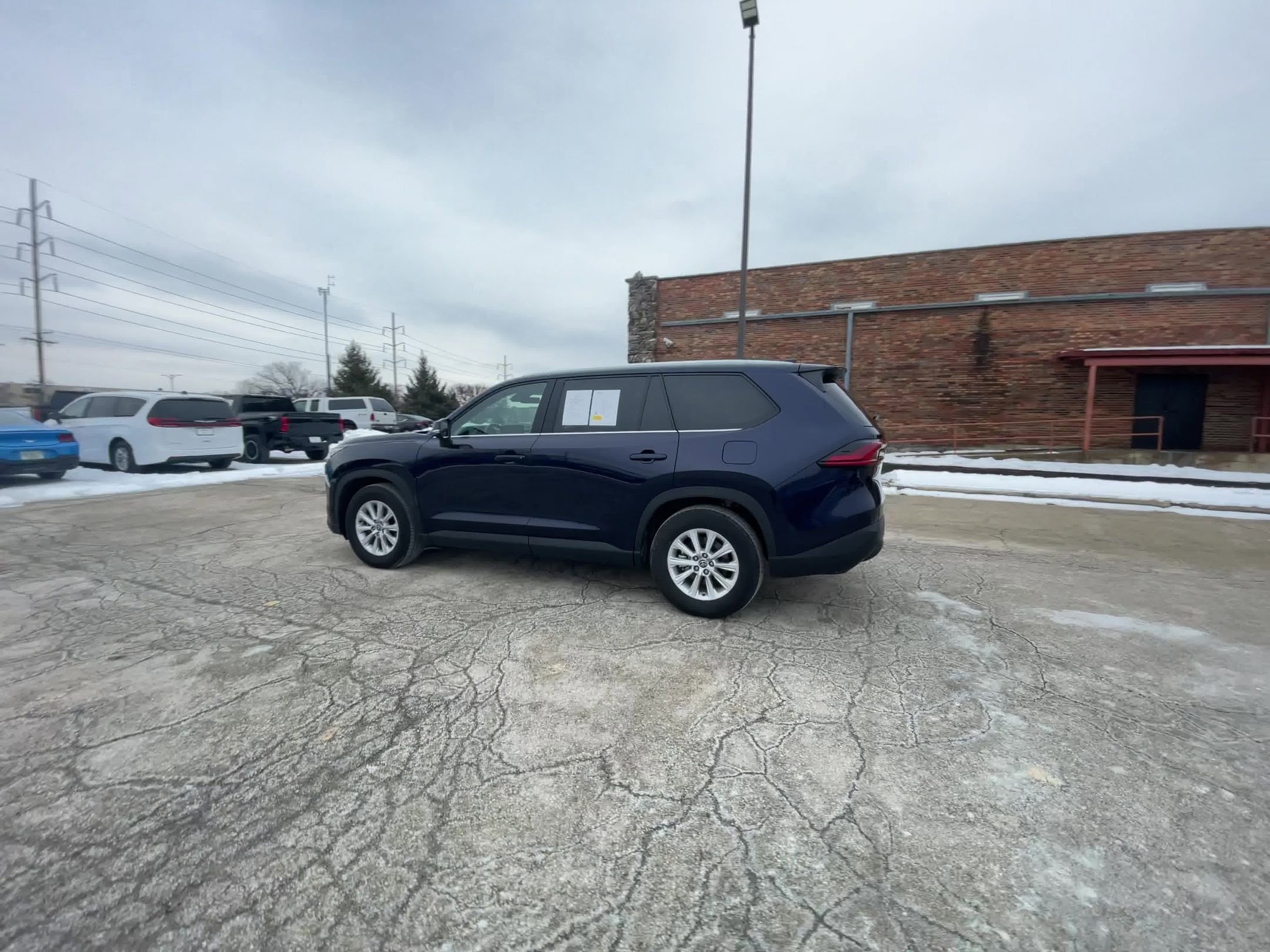 Used 2025 Toyota Grand Highlander FWD image 14