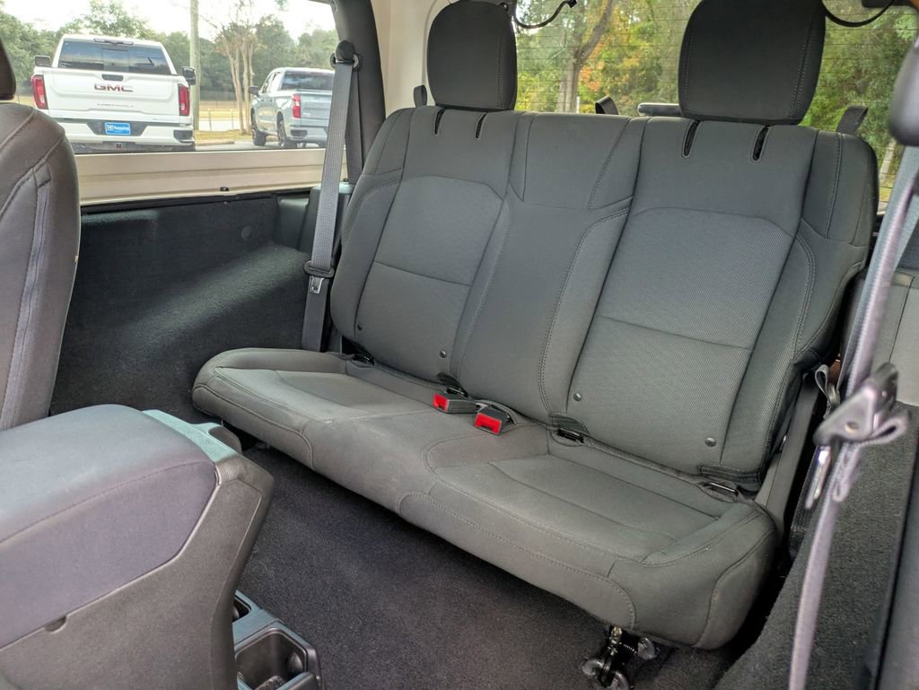 Used 2023 Jeep Wrangler Sport S image 26