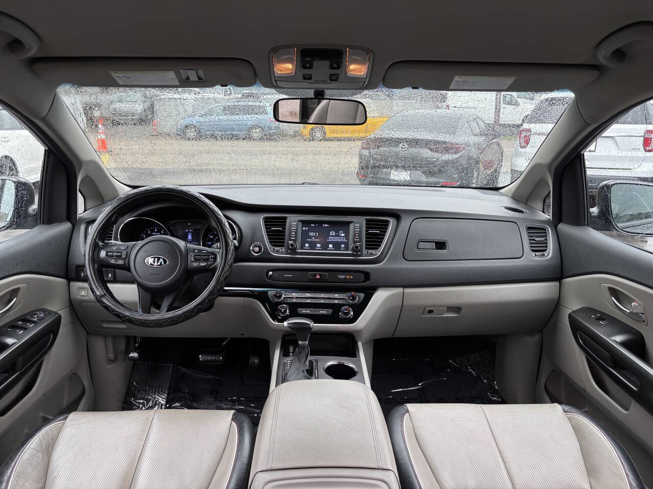 Used 2020 Kia Sedona EX image 15