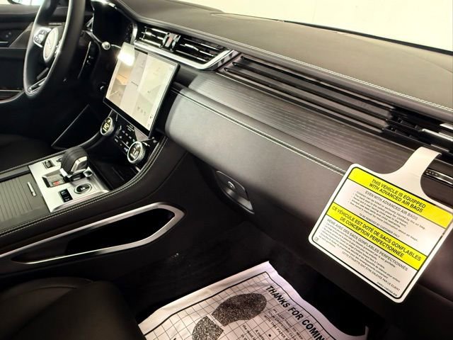 New 2026 Jaguar F-PACE R-Dynamic S image 17