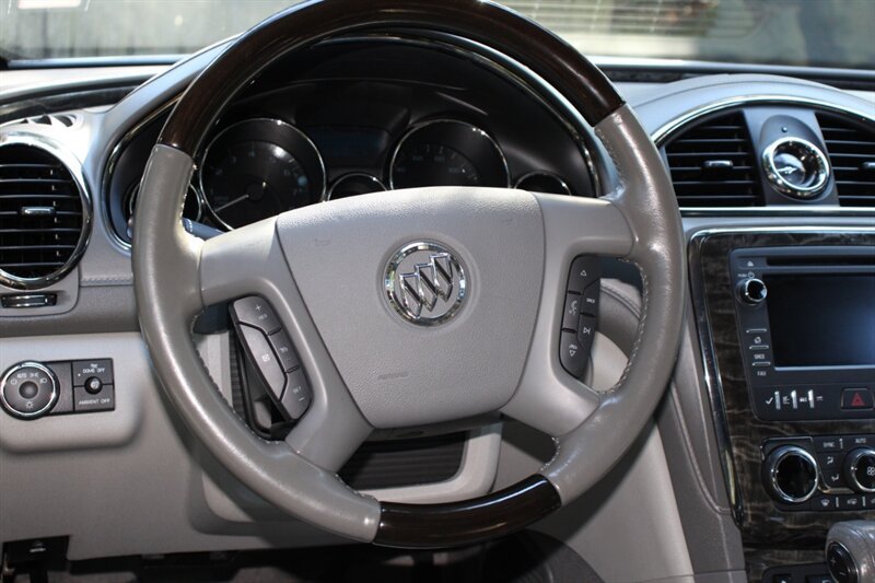 Used 2014 Buick Enclave Leather AWD/4WD image 18
