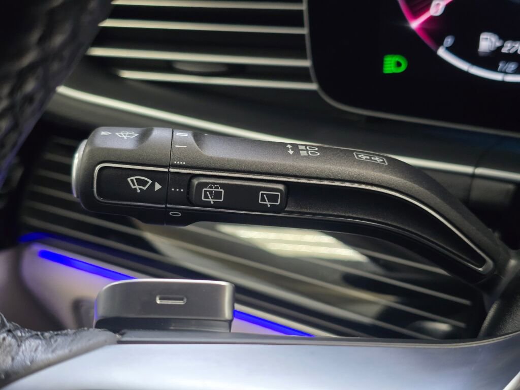 Used 2024 Mercedes-Benz GLS 580 GLS 580 image 39