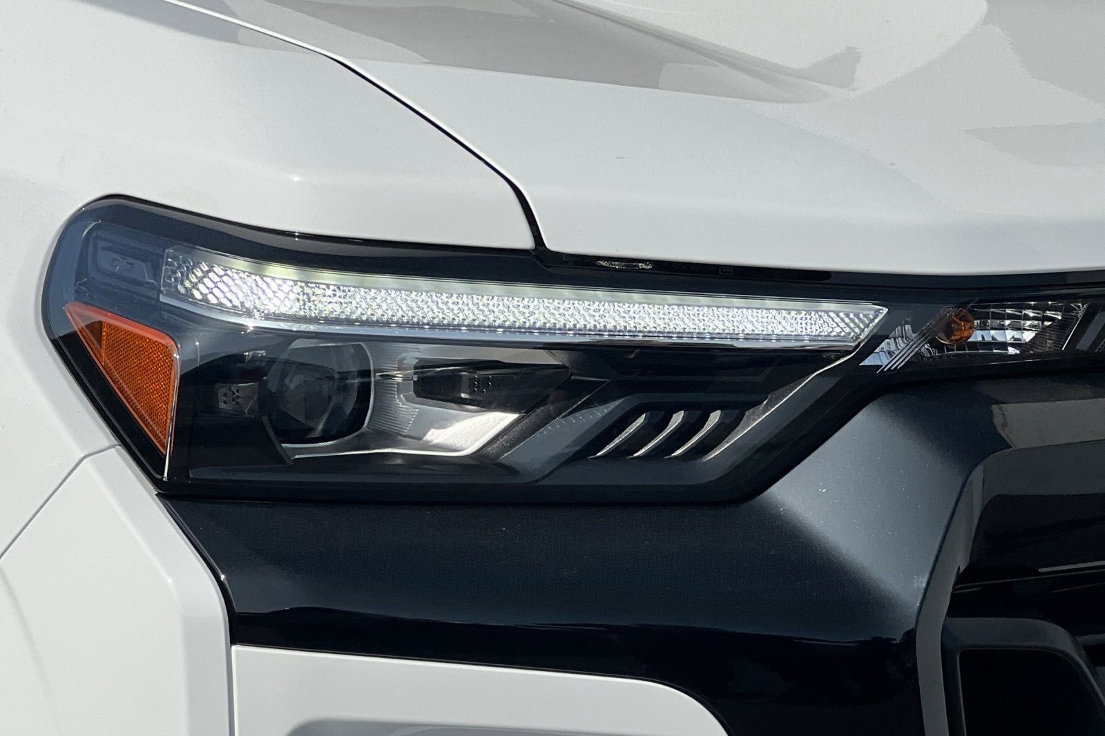 New 2025 Chevrolet Colorado Z71 w/ Midnight Edition image 31