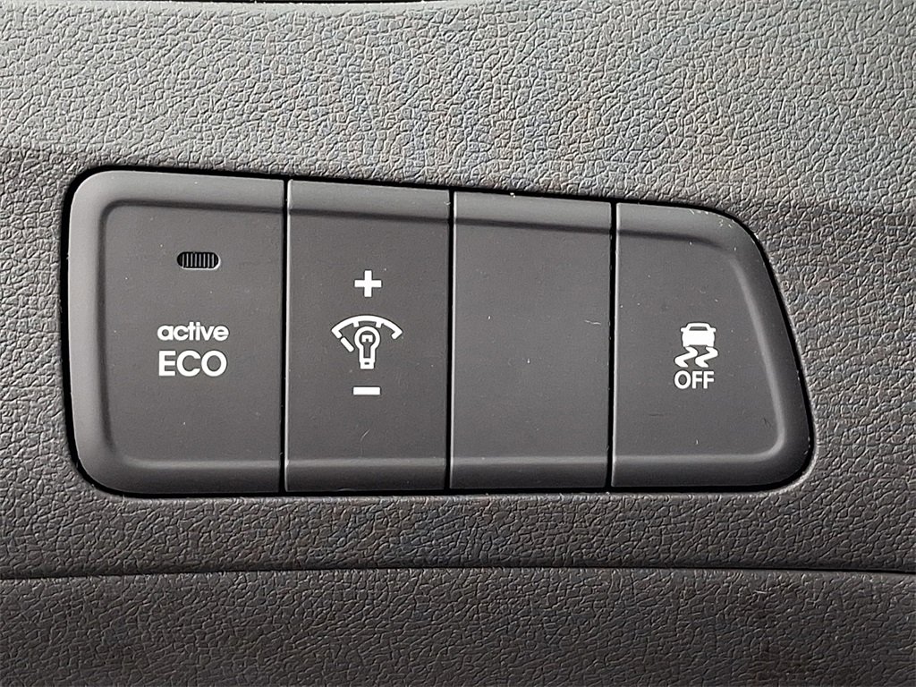 Used 2015 Hyundai Elantra Sport image 23