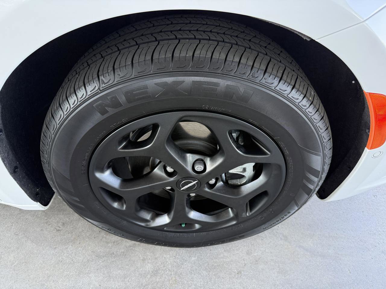 Used 2023 Chrysler Pacifica Limited w/ S Appearance Package FWD image 53