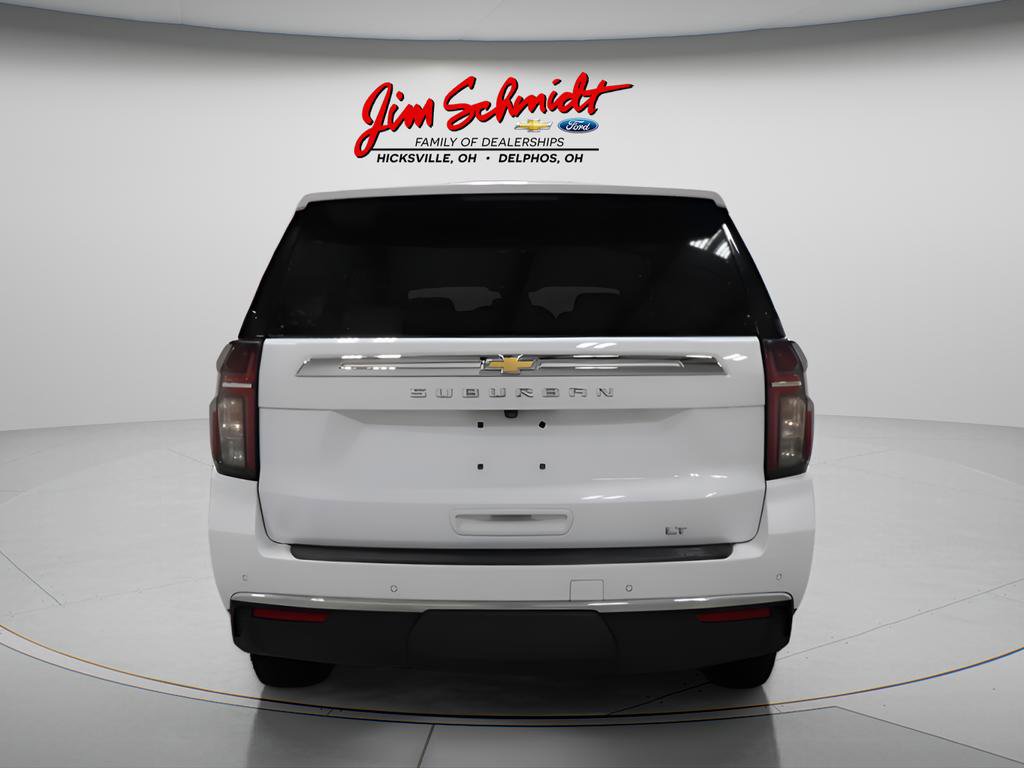 Used 2024 Chevrolet Suburban LT AWD/4WD image 5