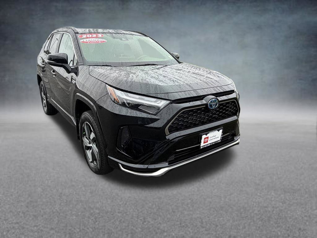 Used 2023 Toyota RAV4 SE w/ Weather & Moonroof Package AWD/4WD image 8