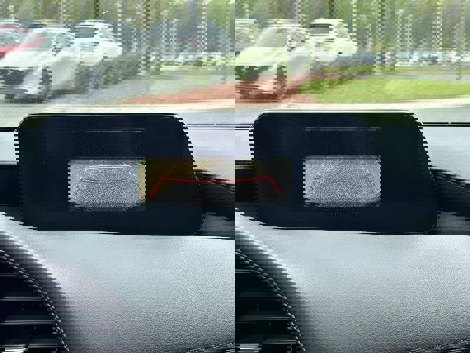 Used 2022 MAZDA MAZDA3 s image 28