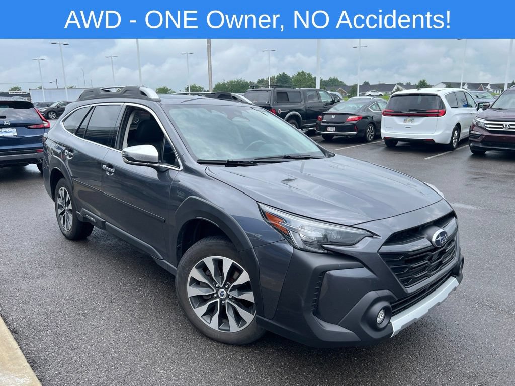 Used 2023 Subaru Outback Touring XT AWD/4WD image 2