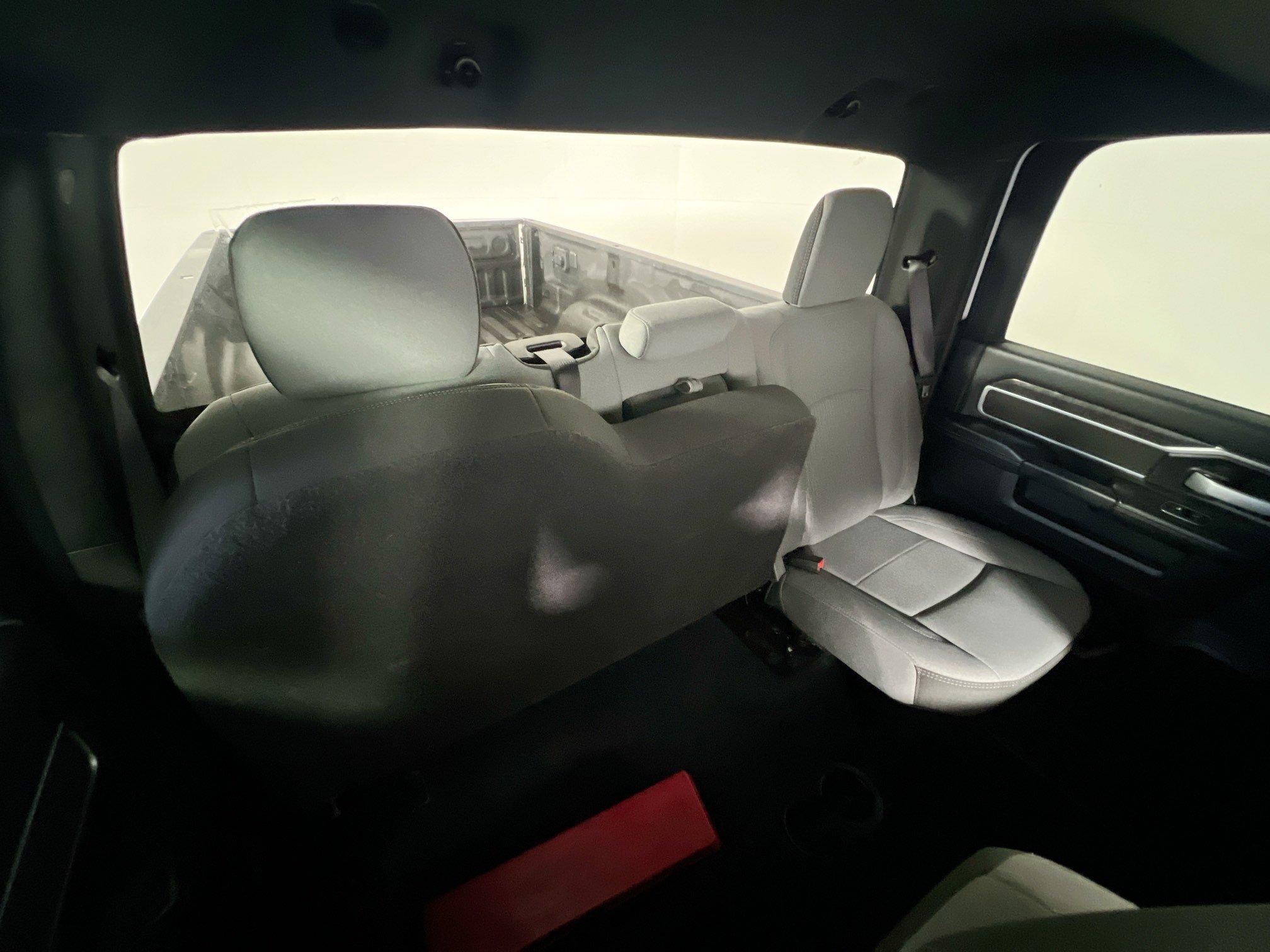 Used 2024 RAM 3500 Big Horn image 33