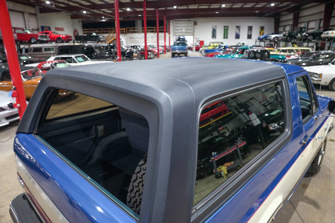 Used 1991 Ford Bronco image 34