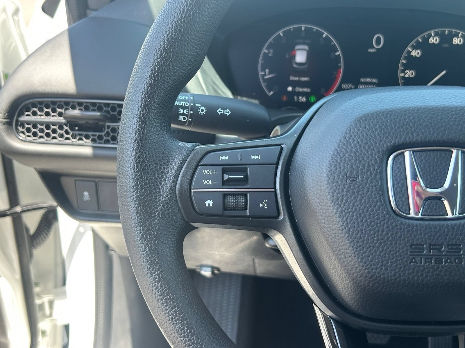 Certified 2026 Honda HR-V LX image 27