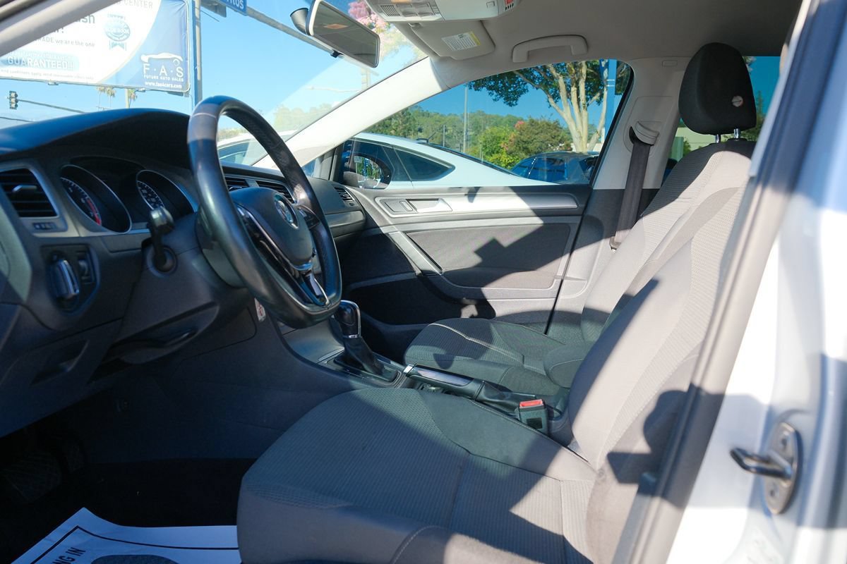 Used 2016 Volkswagen Golf SE FWD image 13