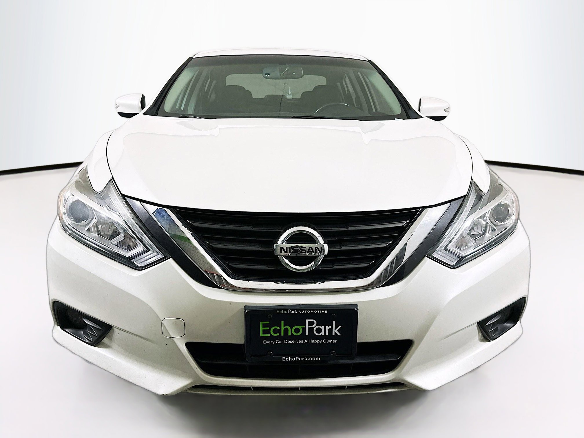 Used 2018 Nissan Altima 2.5 SL FWD image 2