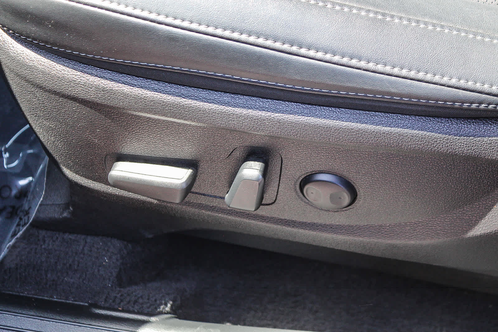 Used 2024 Kia Telluride S w/ S Sunroof Package FWD image 27
