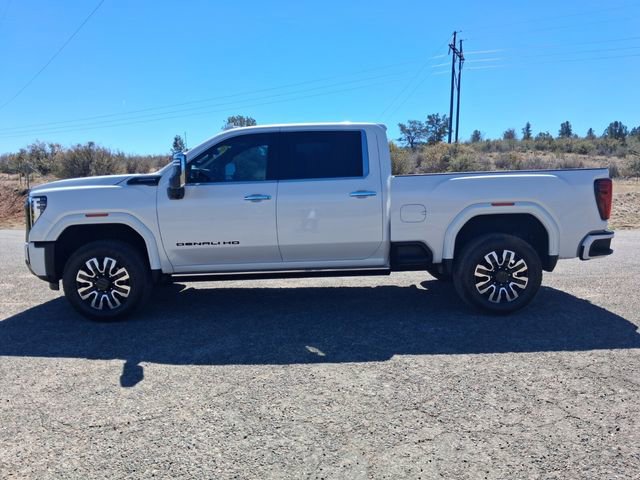Certified 2025 GMC Sierra 2500 Denali Ultimate w/ Max Trailering Package image 7