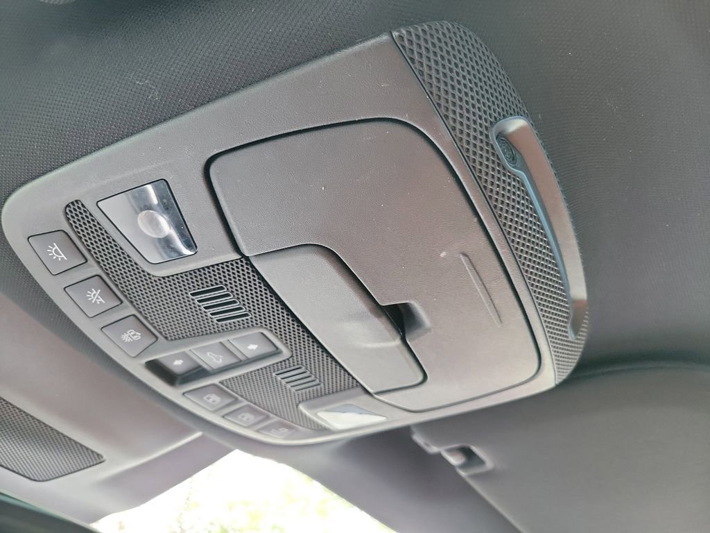 Used 2018 Lincoln Navigator L Reserve w/ Technology Package image 35