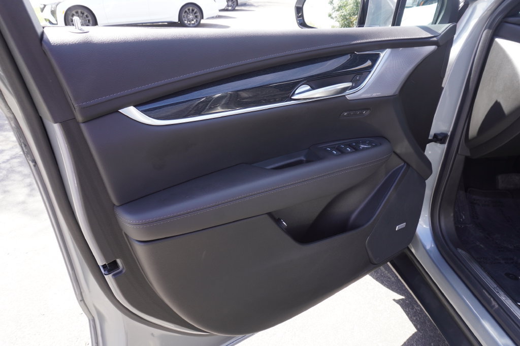 Certified 2024 Cadillac XT5 Premium Luxury FWD image 20