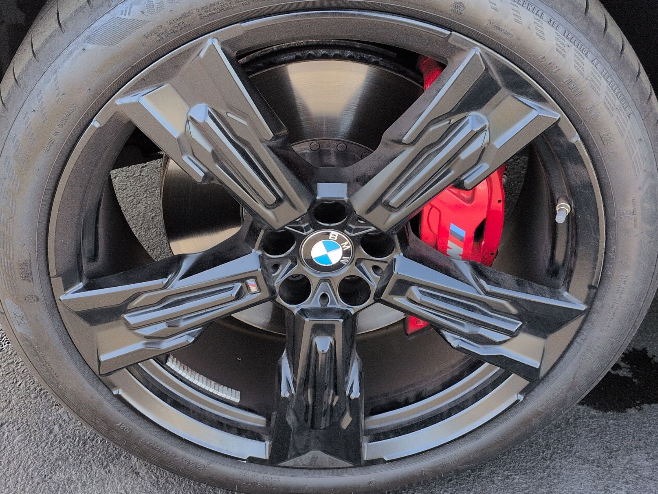 Used 2025 BMW X3 M50 w/ Premium Package image 13