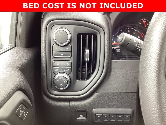 New 2025 GMC Sierra 3500 Pro w/ Convenience Package image 24