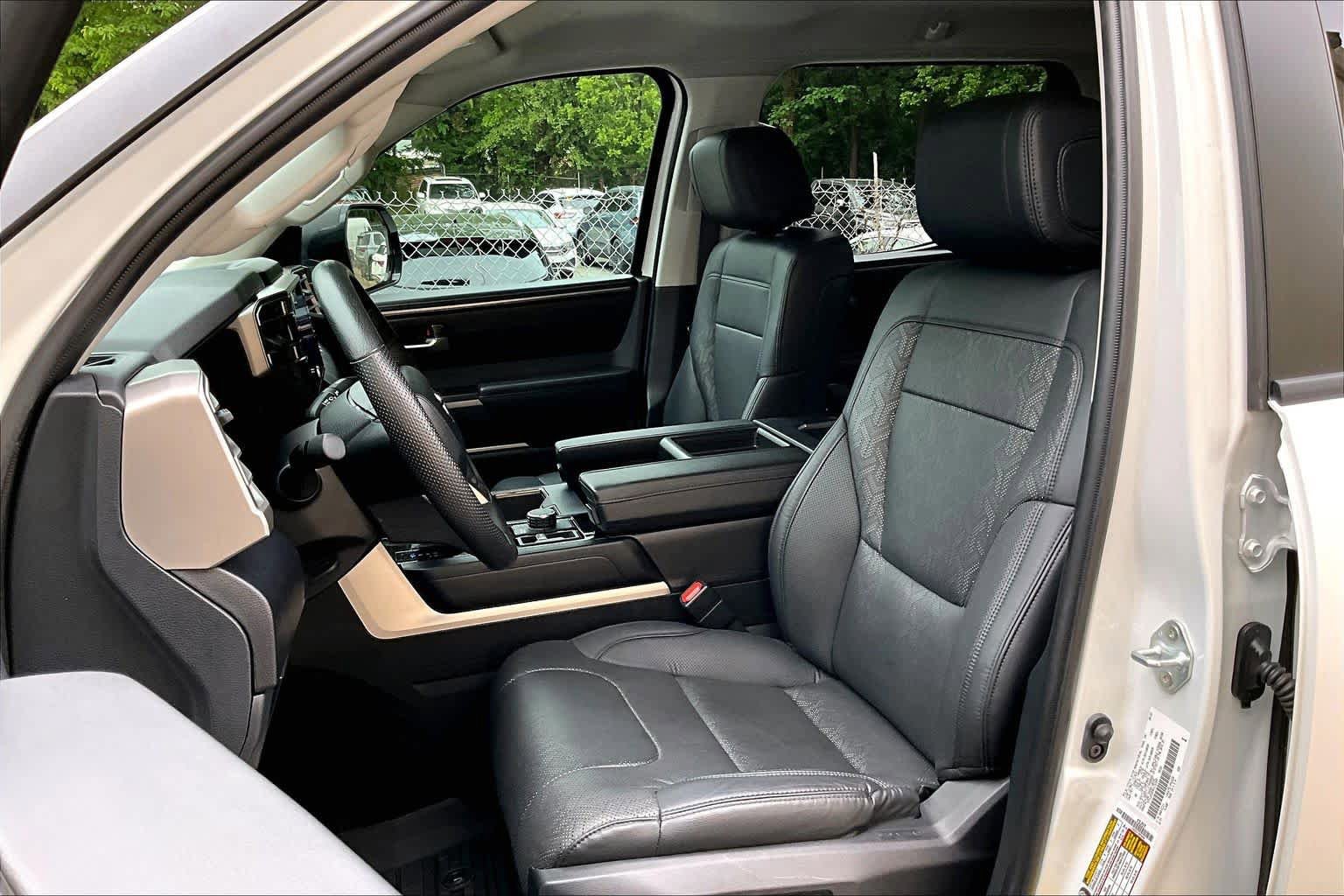 Used 2024 Toyota Tundra SR5 w/ SR5 Premium Package AWD/4WD image 8