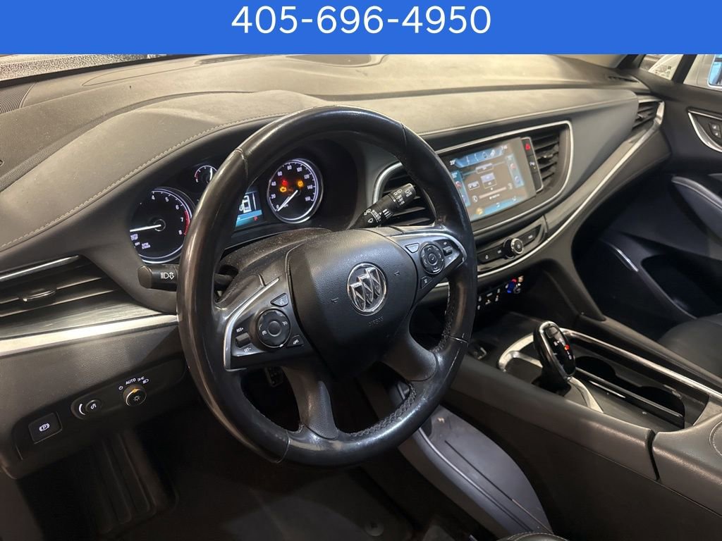 Used 2019 Buick Enclave Essence image 10
