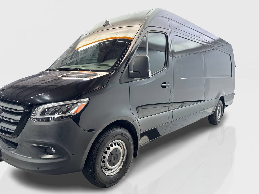 Used 2024 Mercedes-Benz Sprinter 2500 image 10