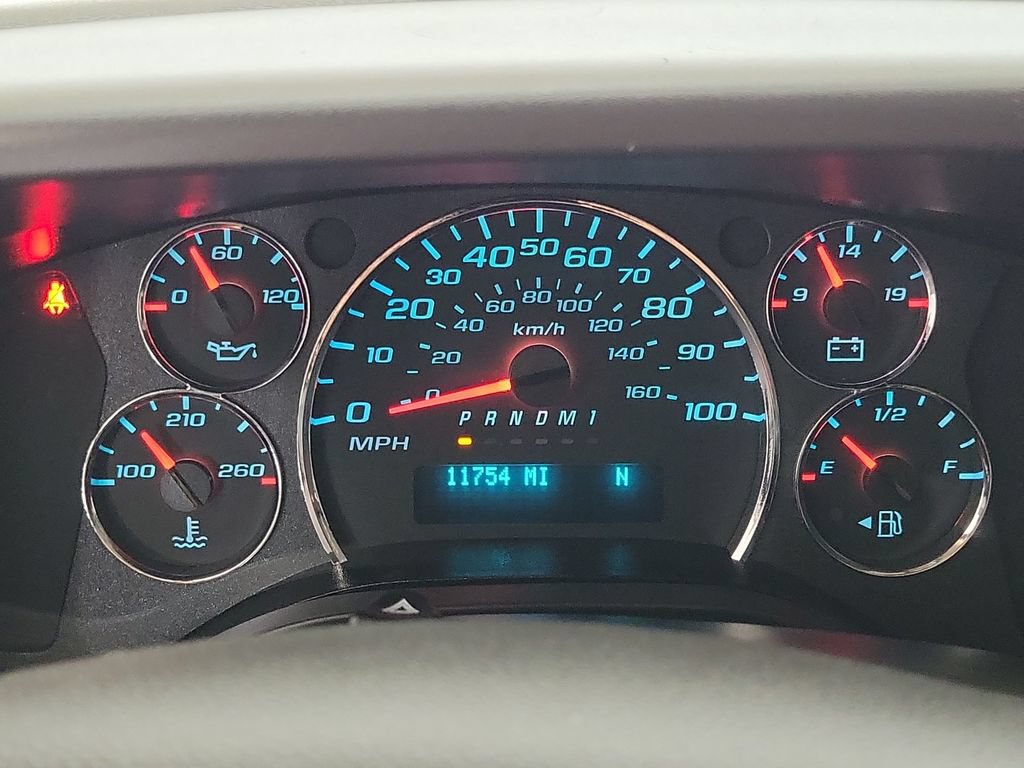 Certified 2025 GMC Savana 2500 LT w/ LT Preferred Equipment Group RWD image 11