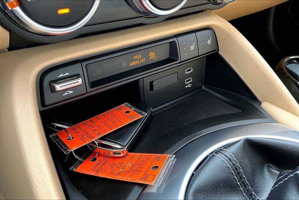 New 2026 MAZDA MX-5 Miata RF Grand Touring RWD image 18