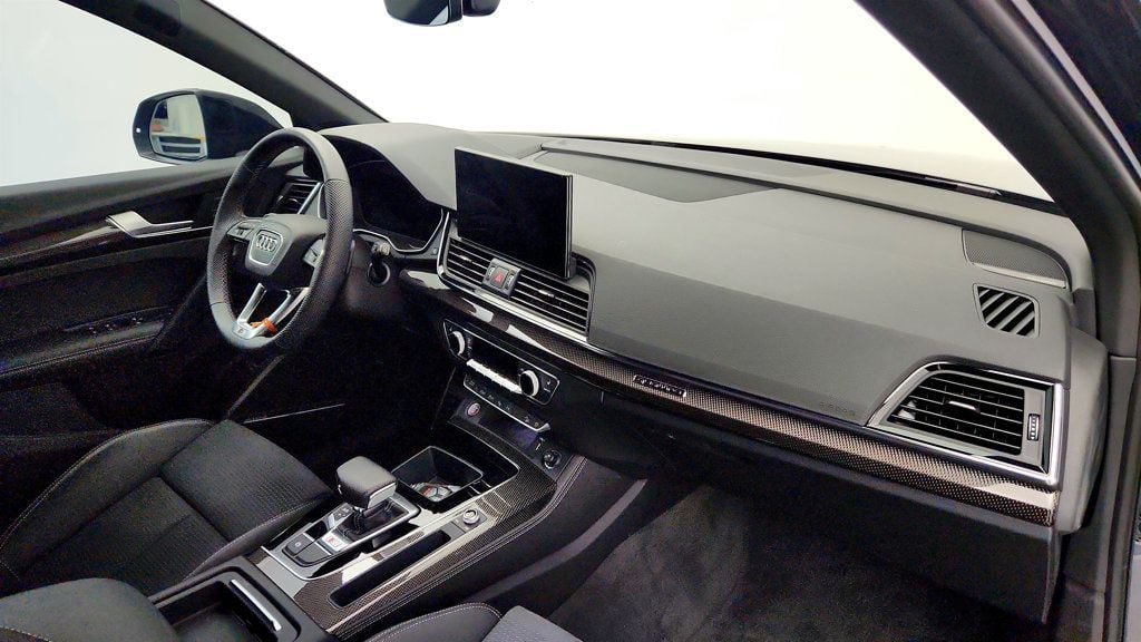 Used 2022 Audi SQ5 Prestige AWD/4WD image 26