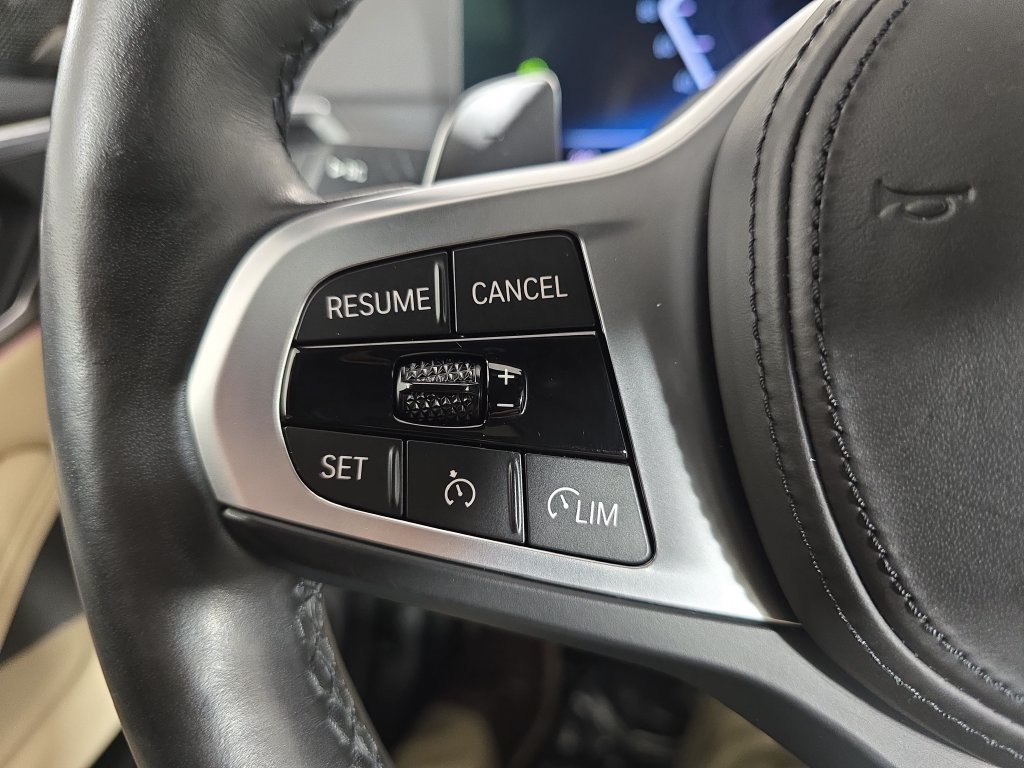 Certified 2024 BMW 430i xDrive Convertible w/ M Sport Package AWD/4WD image 14