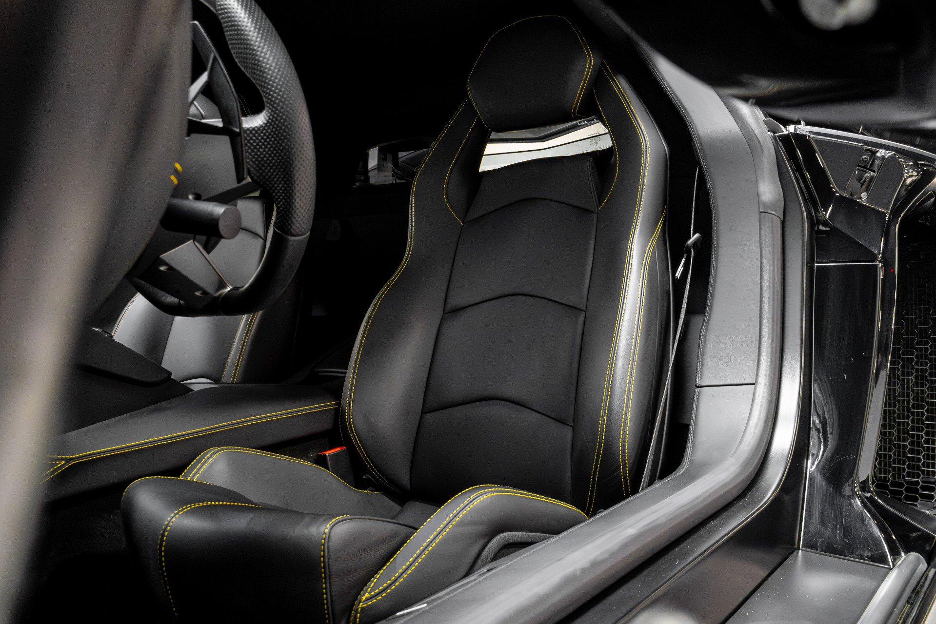 Used 2014 Lamborghini Aventador LP 700-4 image 10