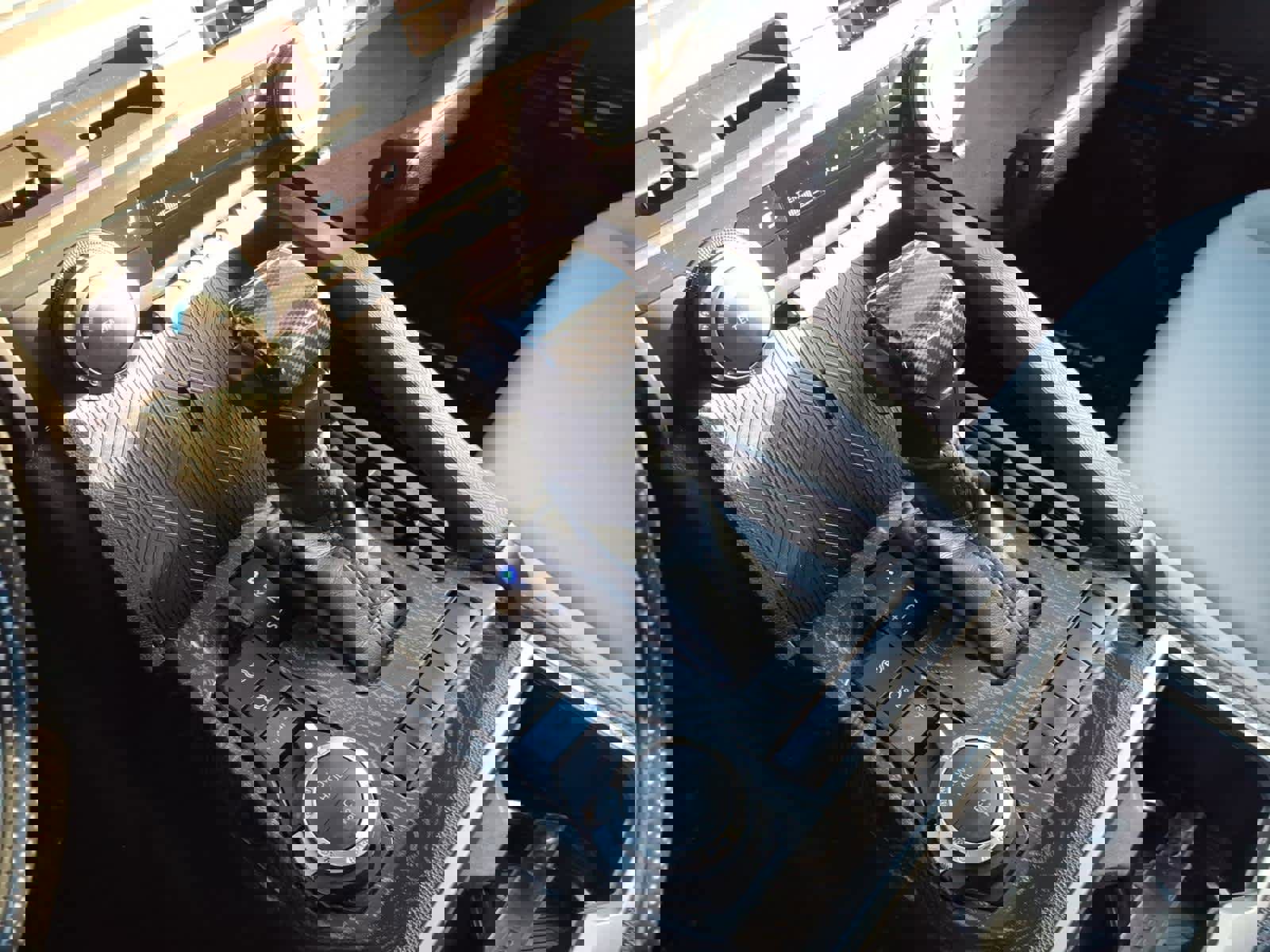 Used 2025 Toyota Tacoma SR5 image 18