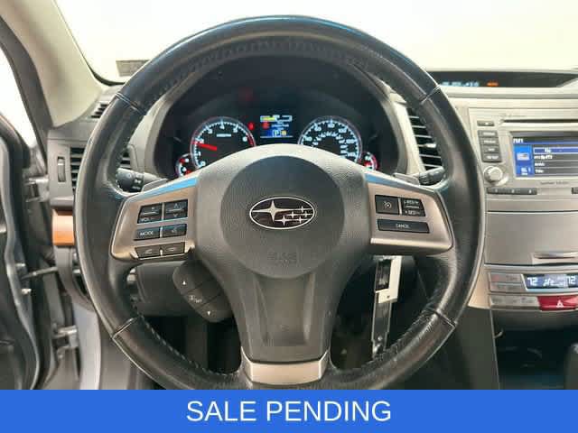 Used 2013 Subaru Outback 2.5i Limited AWD/4WD image 8