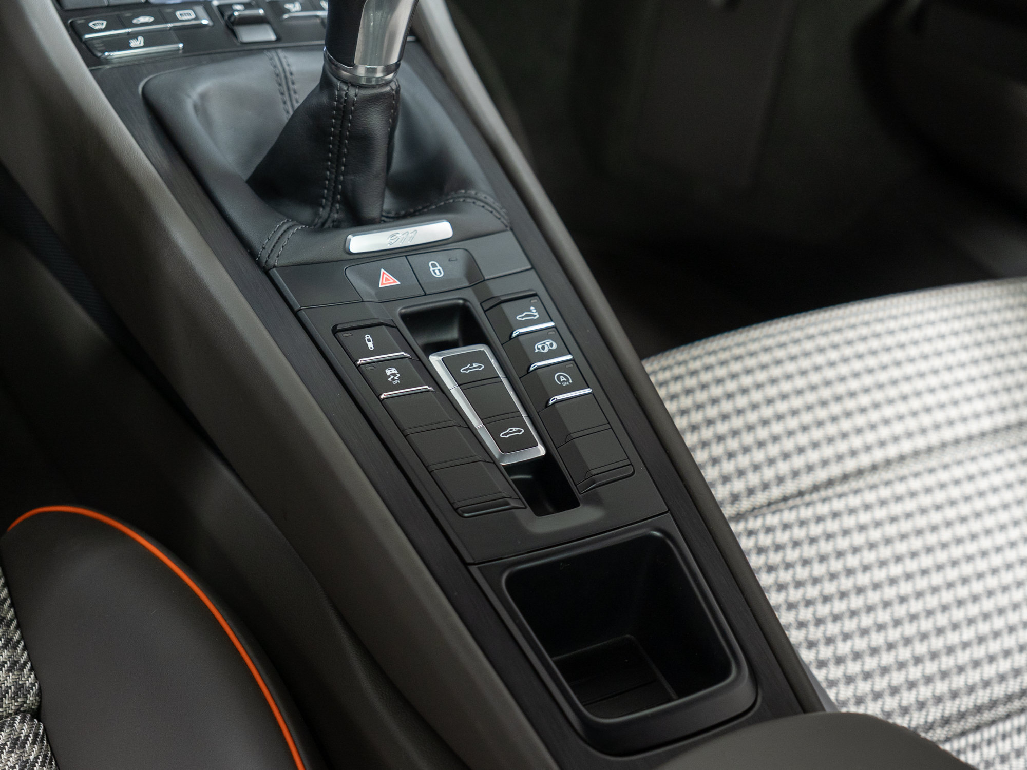 Certified 2018 Porsche 911 Targa 4 GTS AWD/4WD image 32