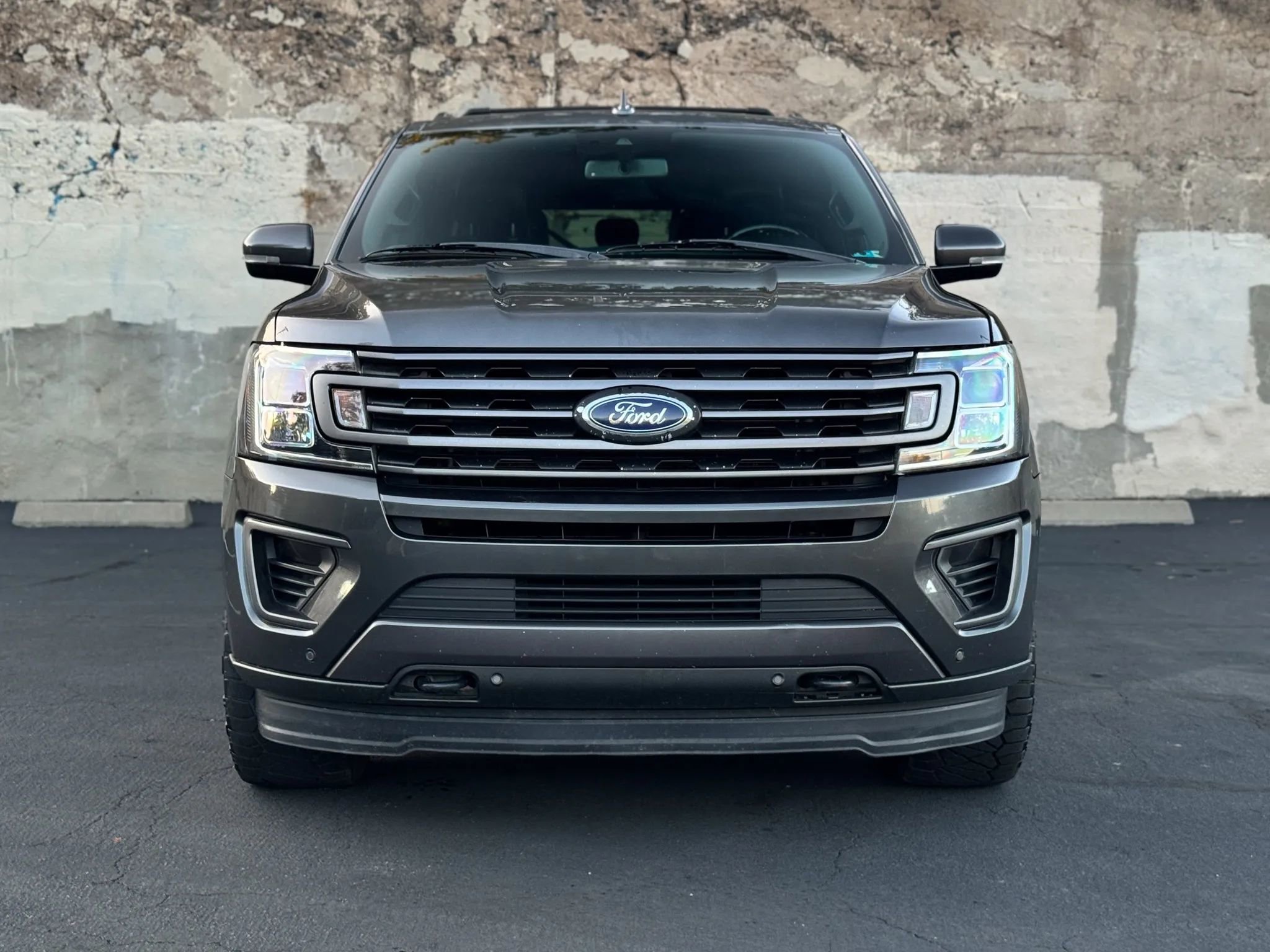 Used 2020 Ford Expedition Max Limited image 11
