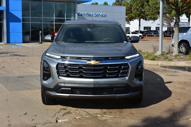 New 2026 Chevrolet Equinox LT w/ Safety and Technology Package image 2