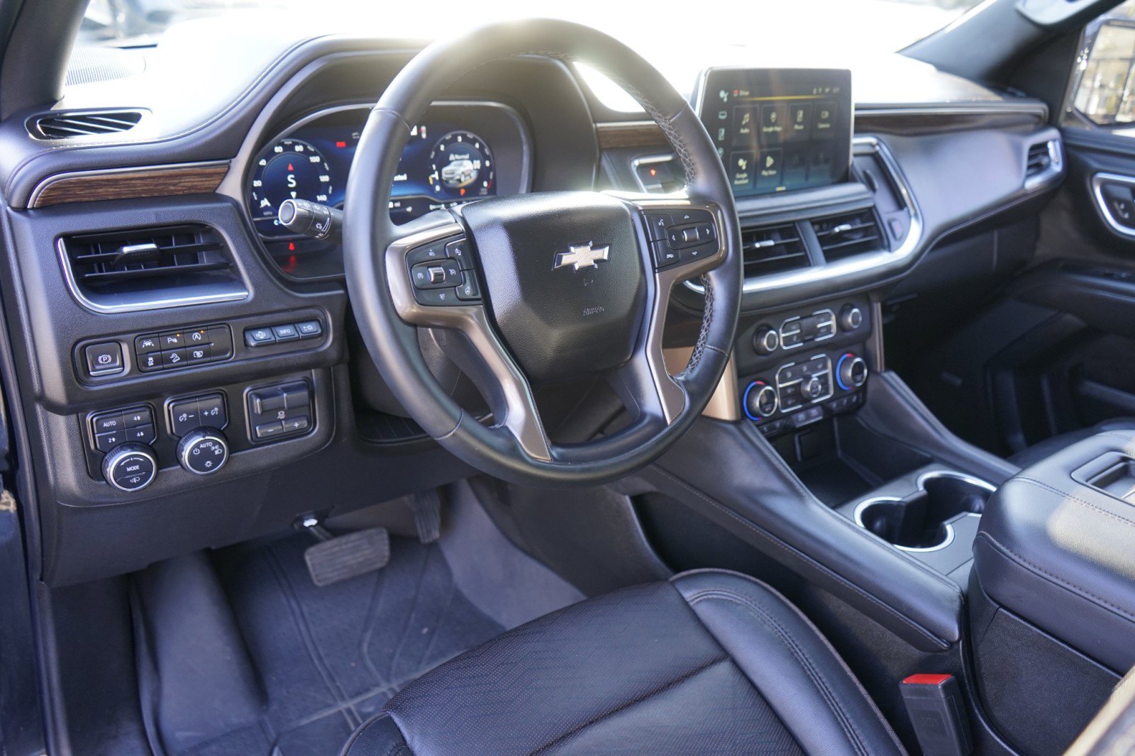 Used 2023 Chevrolet Tahoe High Country image 18