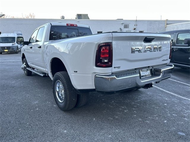 New 2026 RAM 3500 Tradesman AWD/4WD image 6